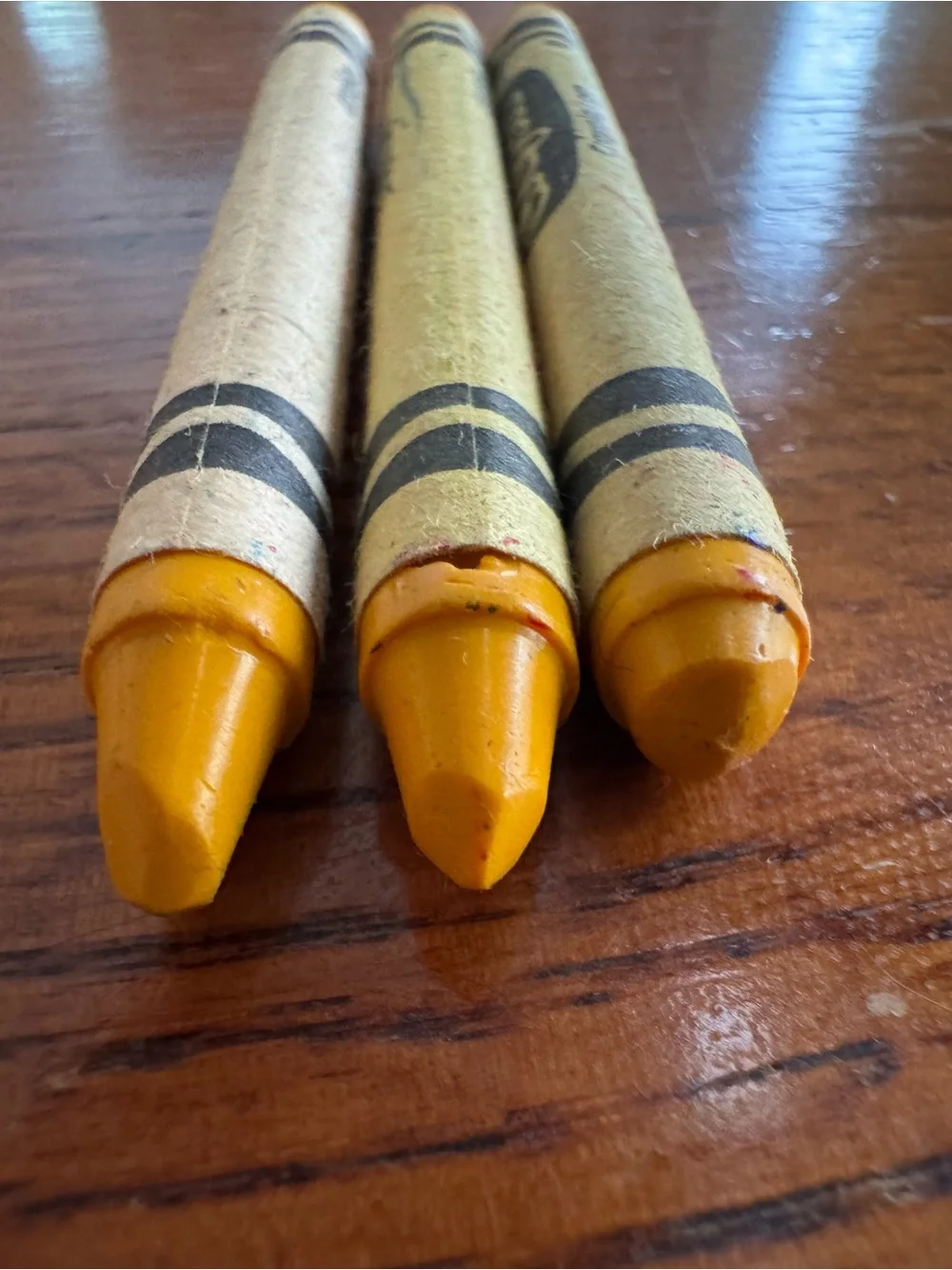 Set of 3 Pre-2017 Dandelion Yellow Crayola Crayons (retired color) collectible